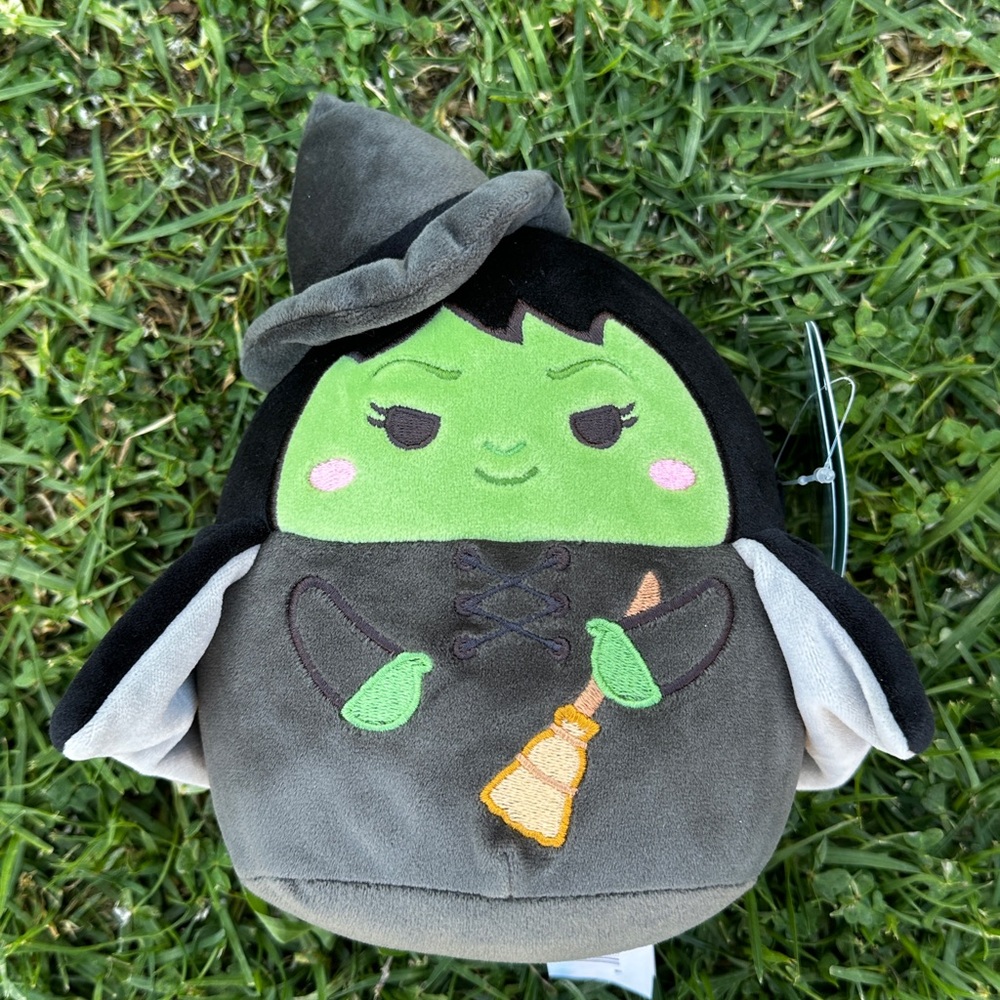 Wicked Witch Squishmallows - Picture 2 of 4